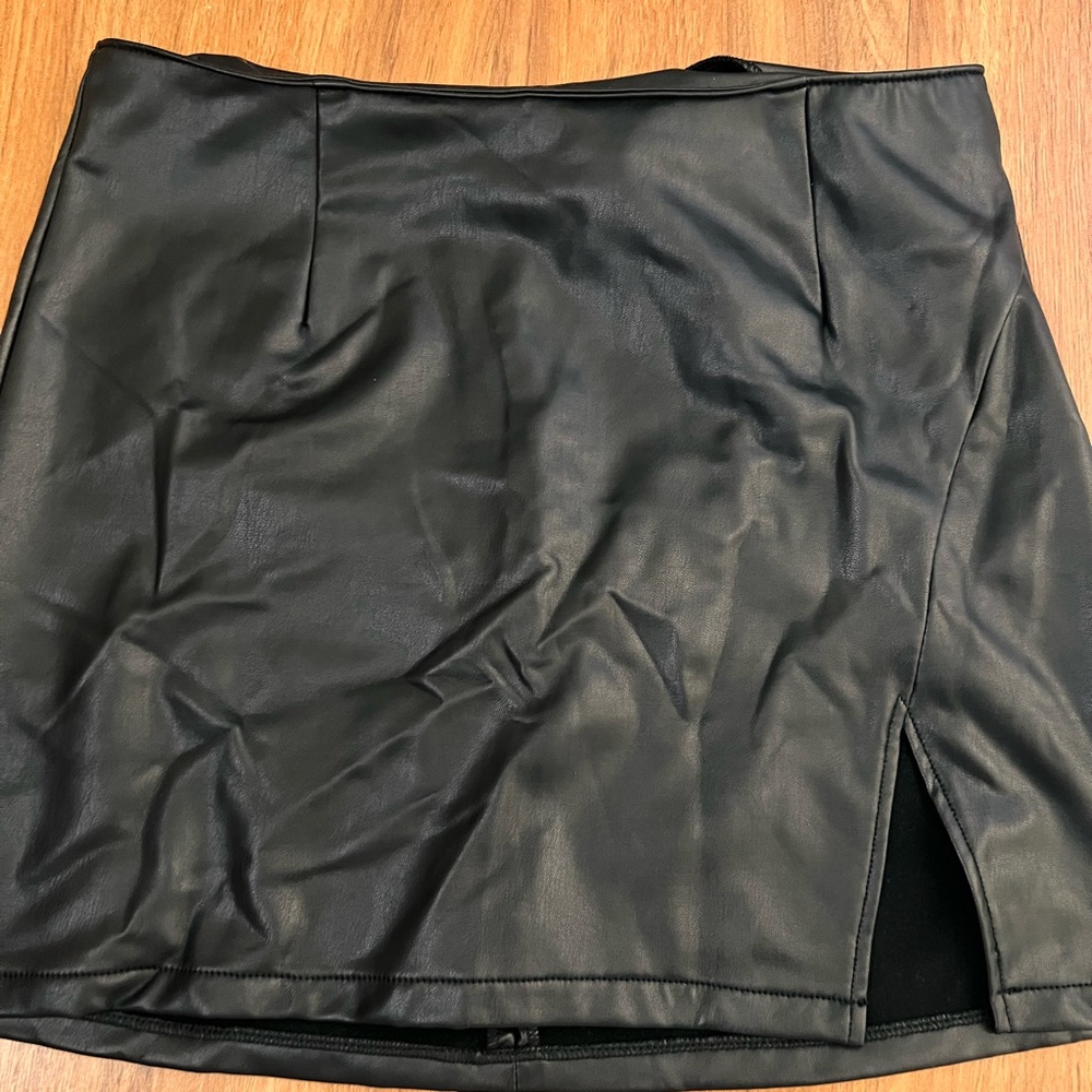 Leather mini skirt